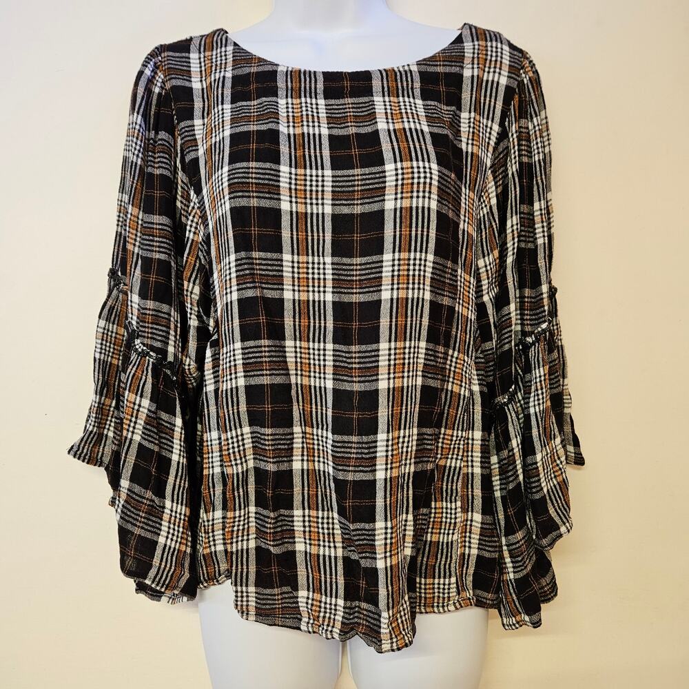 Maurices Plaid 3/4 Sleeve‎ Blouse Size M Ruffle Sleeves Peasant Casual